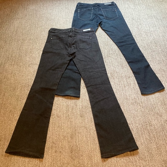 2 Pairs of Express Stella Jeans - Picture 2 of 4